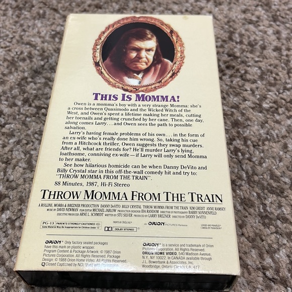 Throw Momma from the train 1987 VHS videotape Danny DeVito, Billy Crystal - Picture 2 of 4